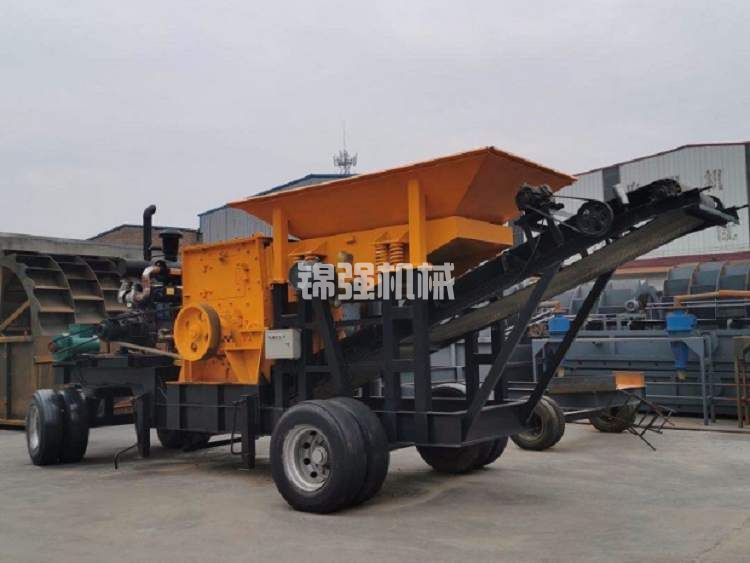 投資這樣的移動式建筑垃圾破碎機多少錢一臺?(圖4)